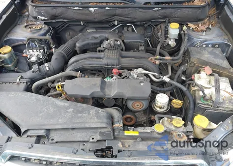 2014 Subaru Legacy 2.5I Premium z USA, uszkodzony, nr VIN 4S3BMBC65E3022381